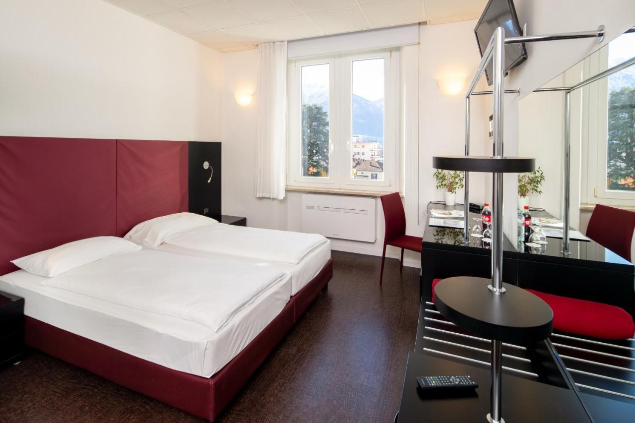 Rio 3* Muralto